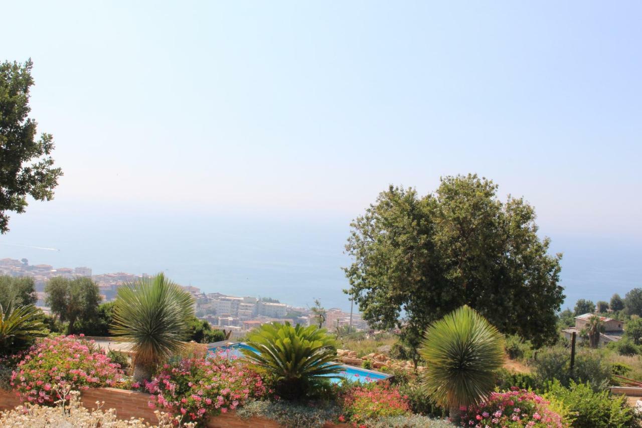 Villa Treglia B&B Formia Zewnętrze zdjęcie